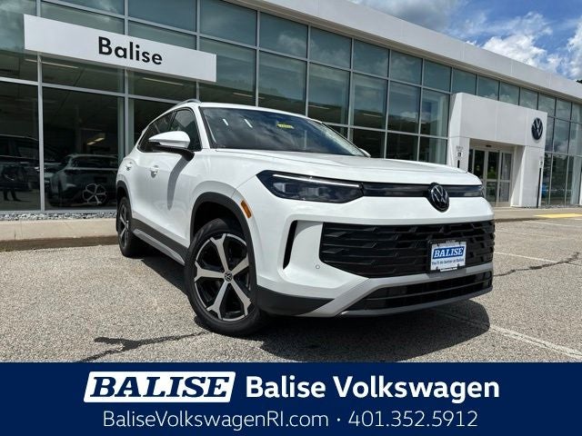 2026 Volkswagen Tiguan 2.0T SE in Pure White — front three-quarter view